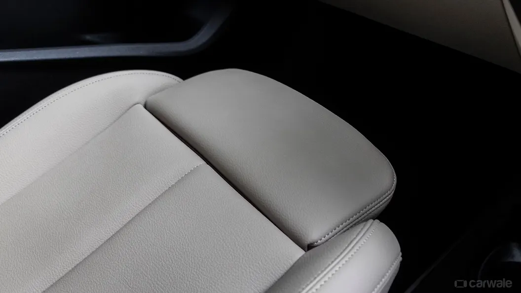 2 Series Gran Coupe Driver's Seat Adjustable underthigh Support Image