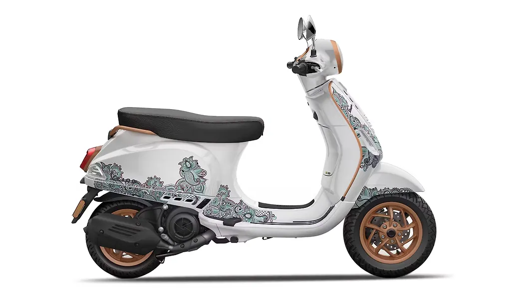 White Vespa 125 Qala Edition Colour, 125 Colours in India – BikeWale