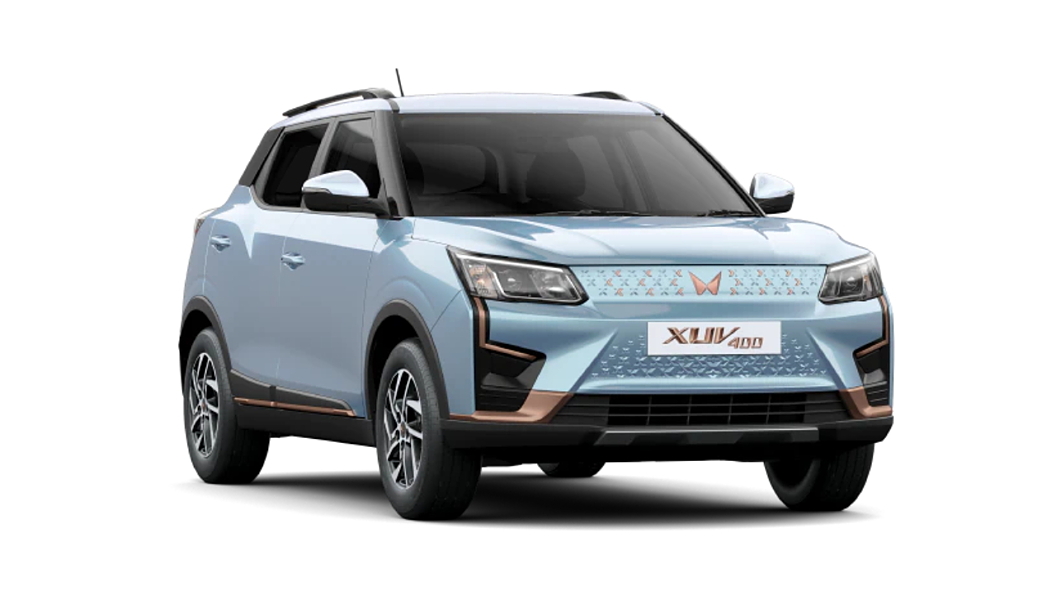 Mahindra XUV400 EL 7.2 KW Arctic Blue Colour - CarWale