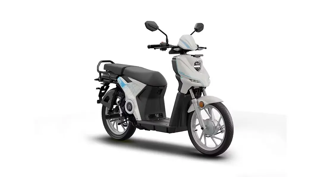 N-फर्स्ट_Pure_White