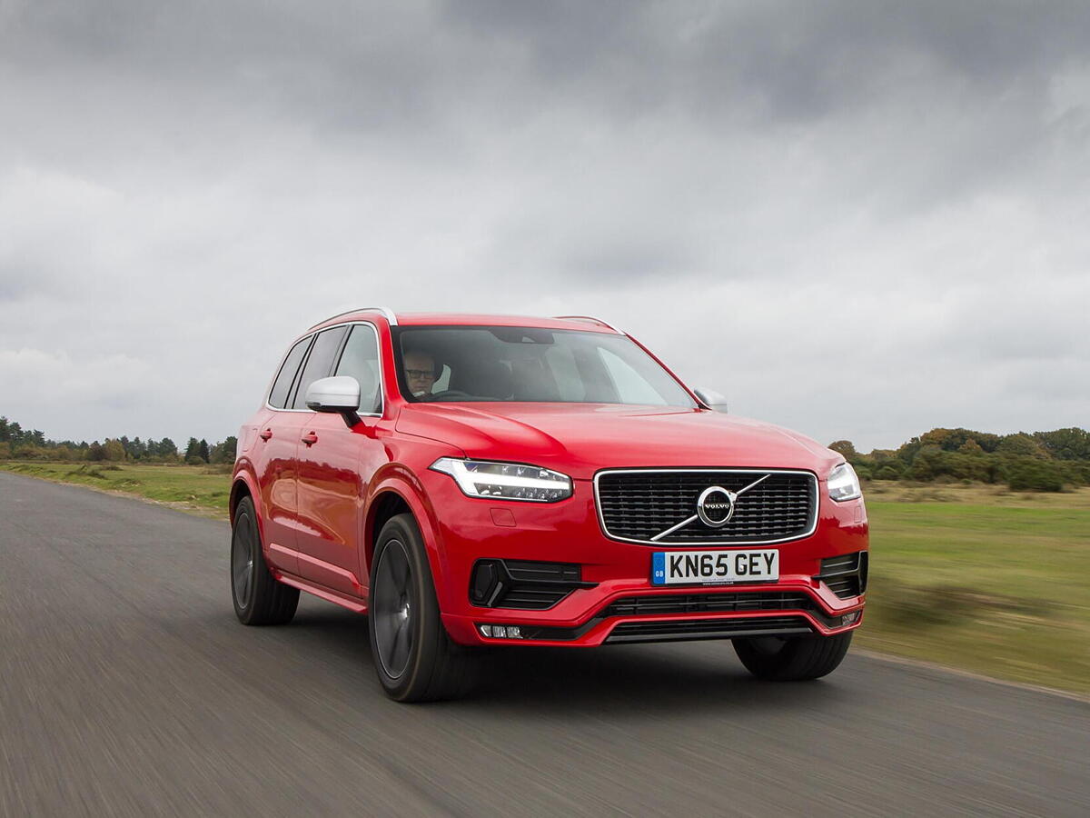 Volvo XC90 R-Design Picture Gallery - CarWale