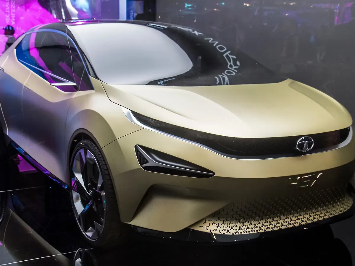 Tata 45X premium hatchback to arrive by mid 2019 - CarWale