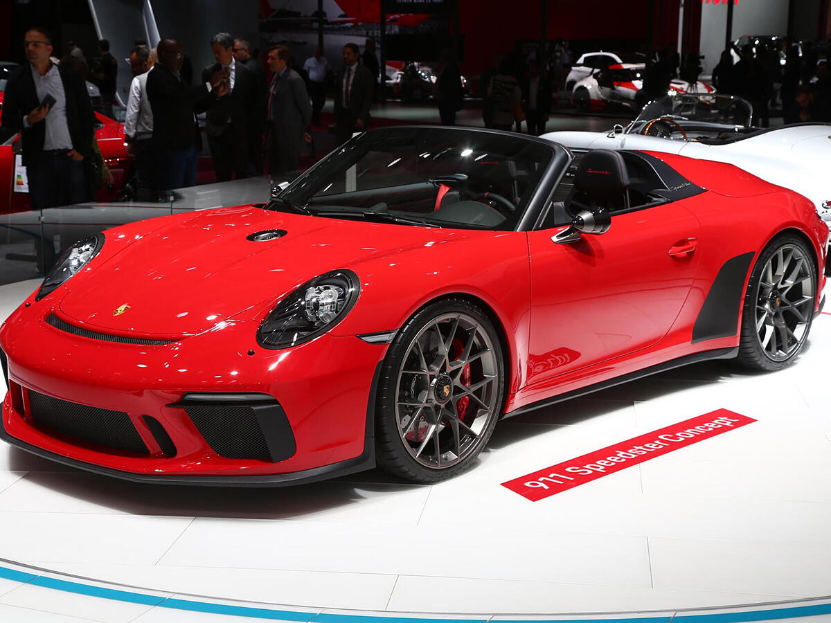 Paris Motor Show 2018: Porsche 911 Speedster gets a red colour and ...