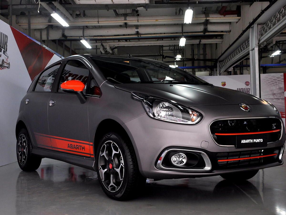 First Look: Fiat Punto Abarth - CarWale