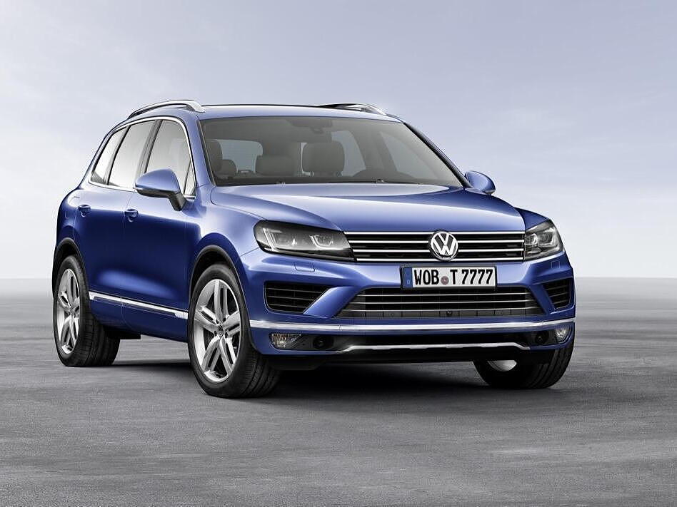 Volkswagen Touareg facelift to debut at Beijing Motor Show - CarWale
