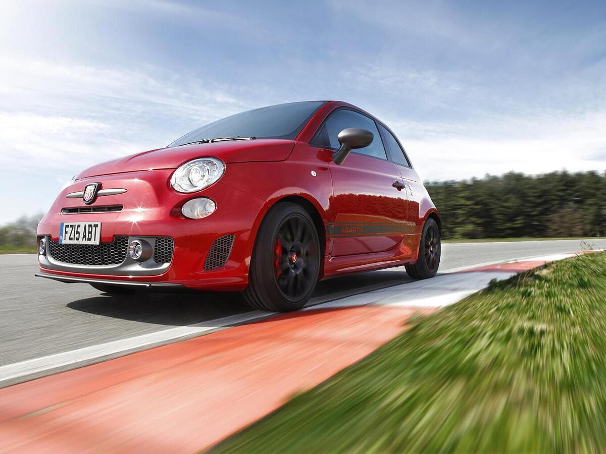 Fiat Abarth 595 Competizione Review - CarWale