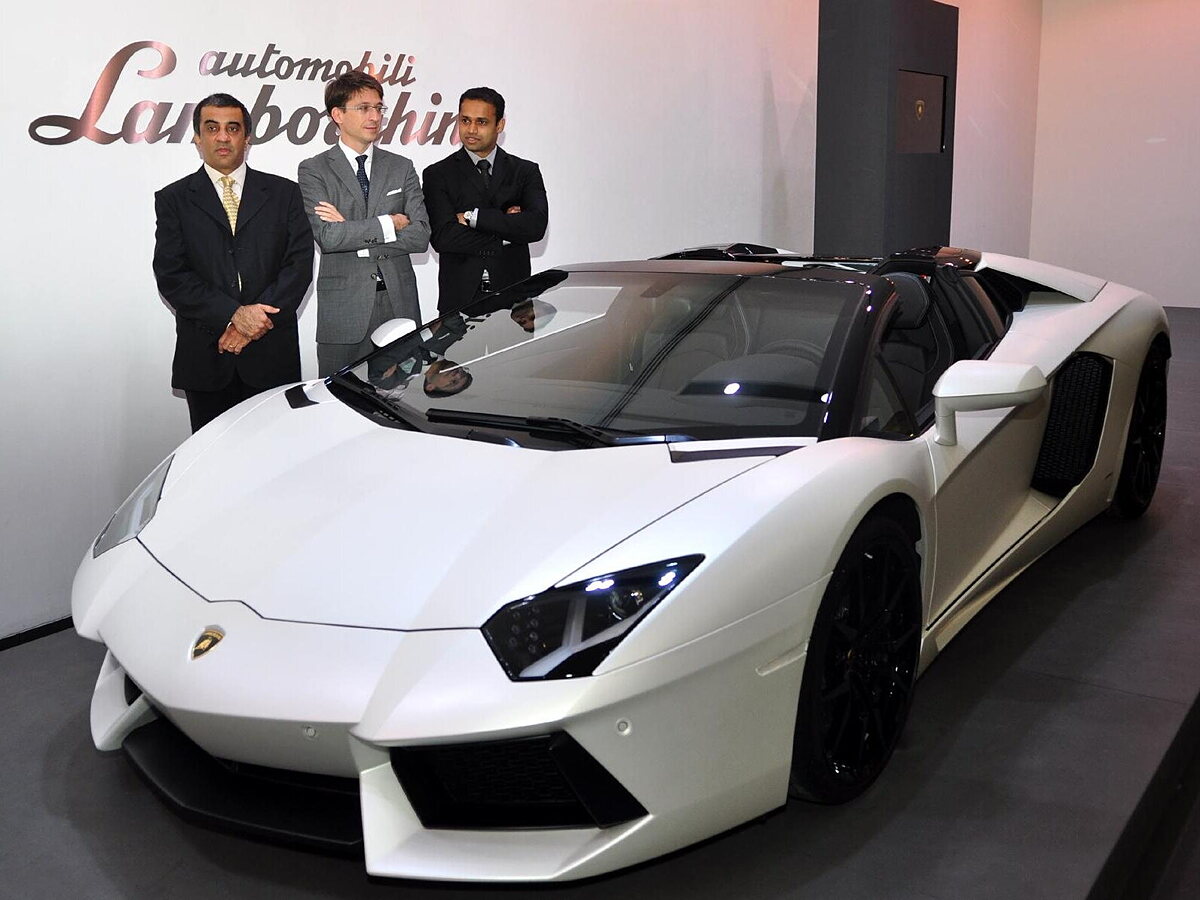 Lamborghini Aventador Roadster LP700-4 launched in India at Rs