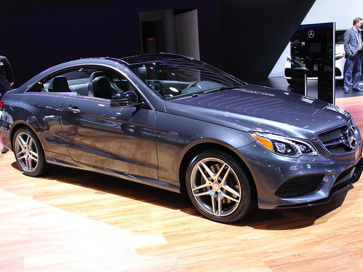 15 New York Auto Show Mercedes Benz E Class Coupe And Cabriolet Showcased Carwale