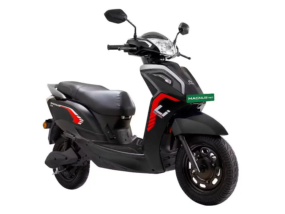 Ampere Magnus price in Jalpaiguri October 2025 on road price of