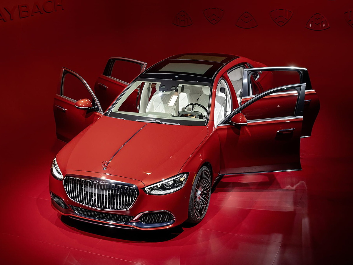 Road Show Unveils The Mercedes-Maybach S-Class RS Edition