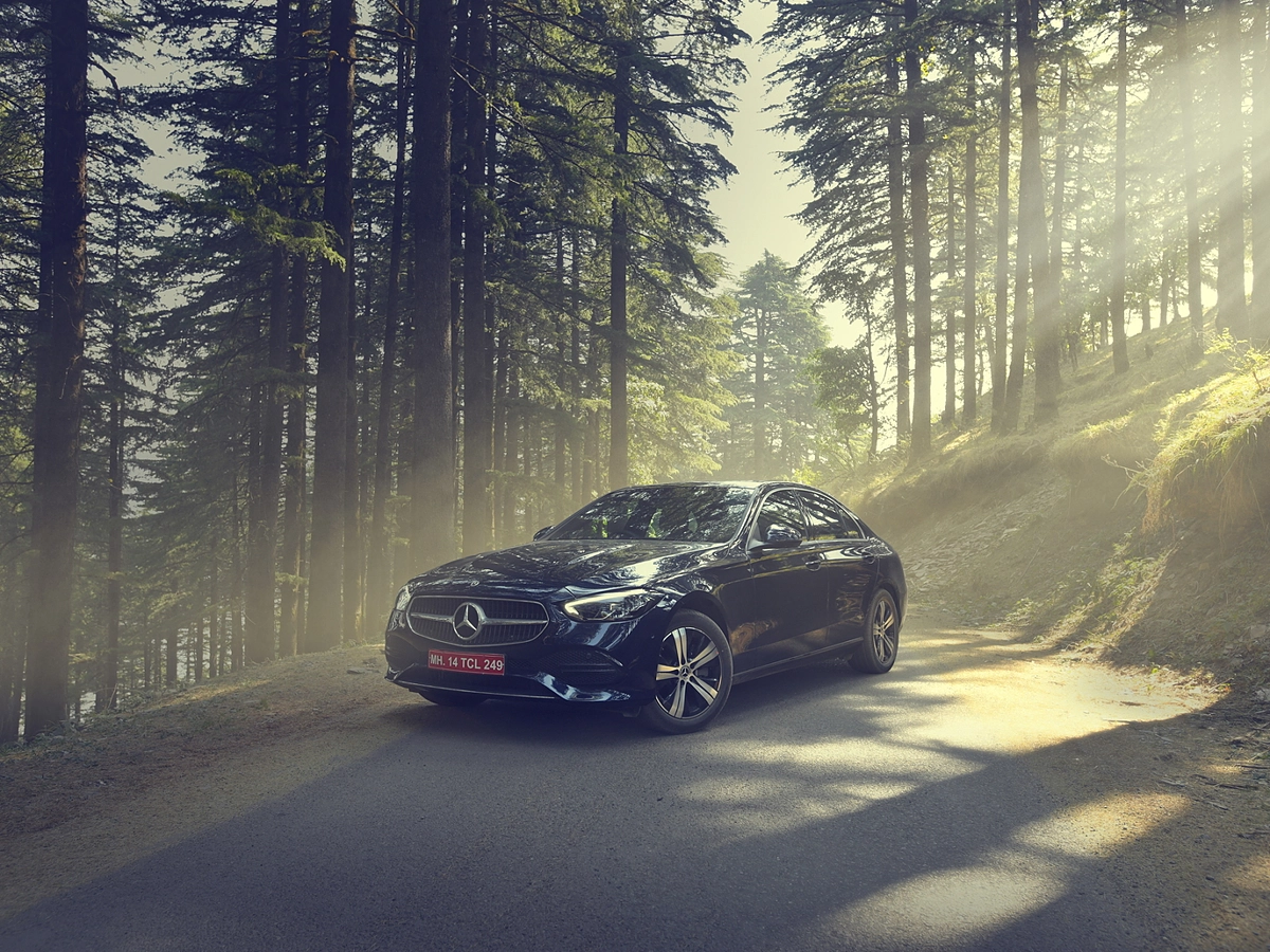Mercedes-Benz C-Class launched in India at Rs 55 lakh | CarTrade Mercedes-Benz C-Class launched in India at Rs 55 lakh | CarTrade