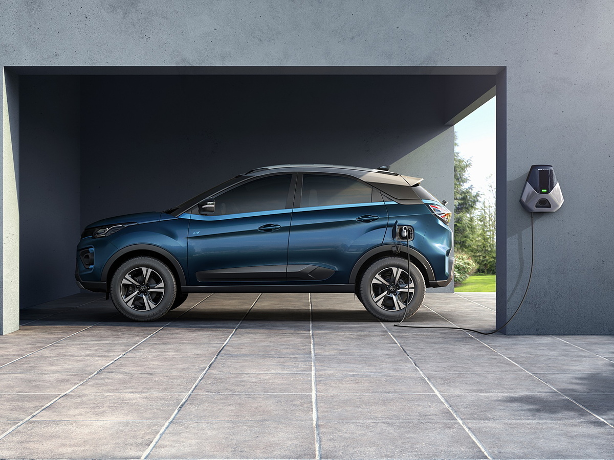 Tata nexon deals ev motor kw