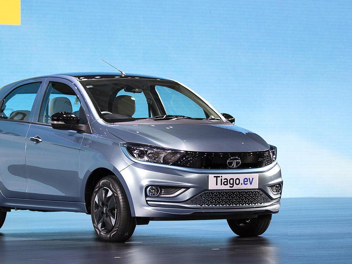 Price of tata clearance tiago electric car