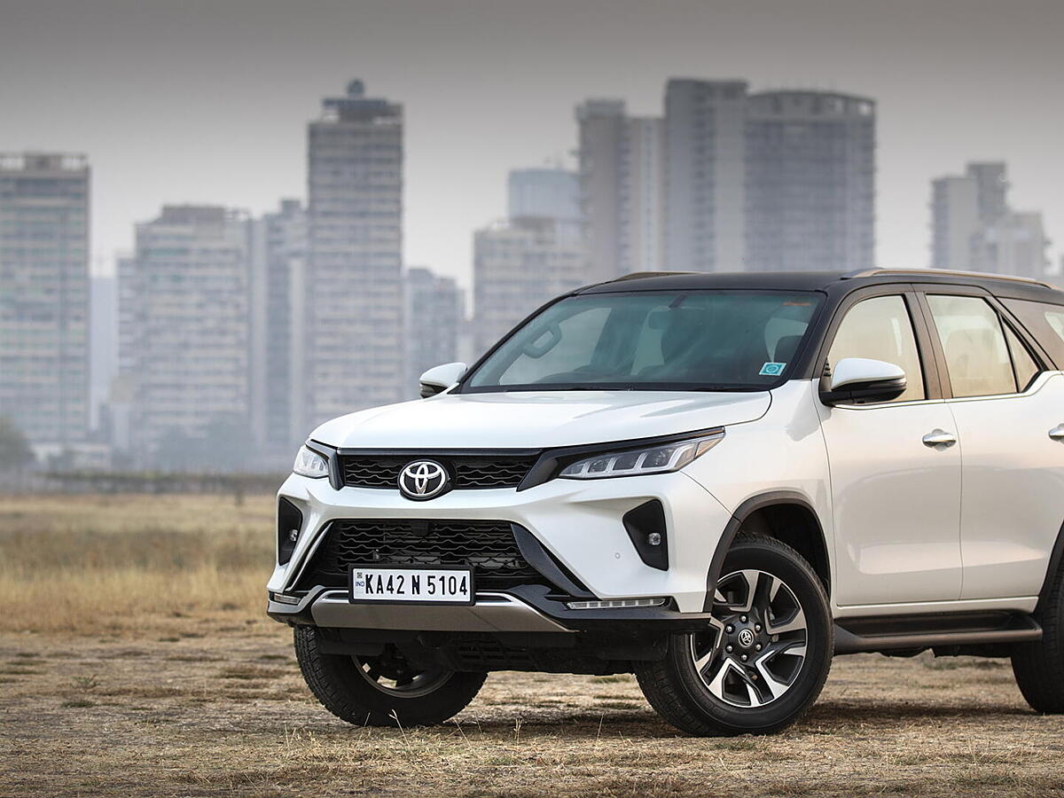 Toyota Fortuner waiting period in India reduced to 12 weeks - CarWale