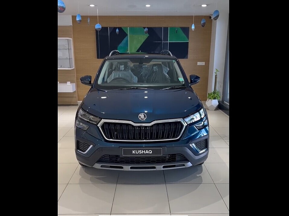 https://imgd.aeplcdn.com/1200x900/n/cw/ec/146353/skoda-kushaq-front-view0.jpeg?isig=0