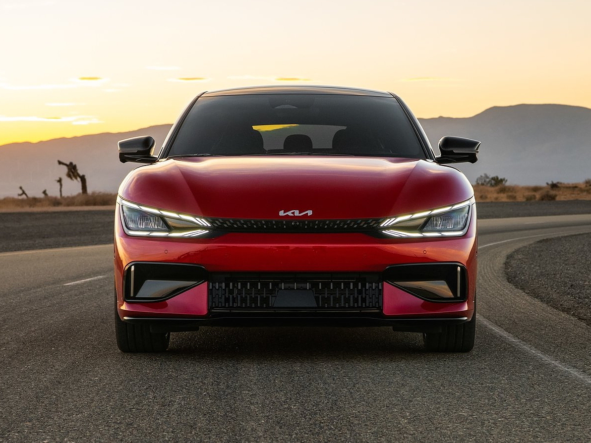 Kia EV6: Charged Up To Rule - CarWale