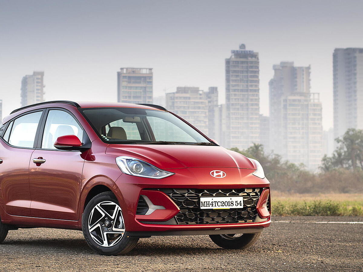 https://imgd.aeplcdn.com/1200x900/n/cw/ec/150039/hyundai-grand-i10-nios-right-front-three-quarter0.jpeg?isig=0