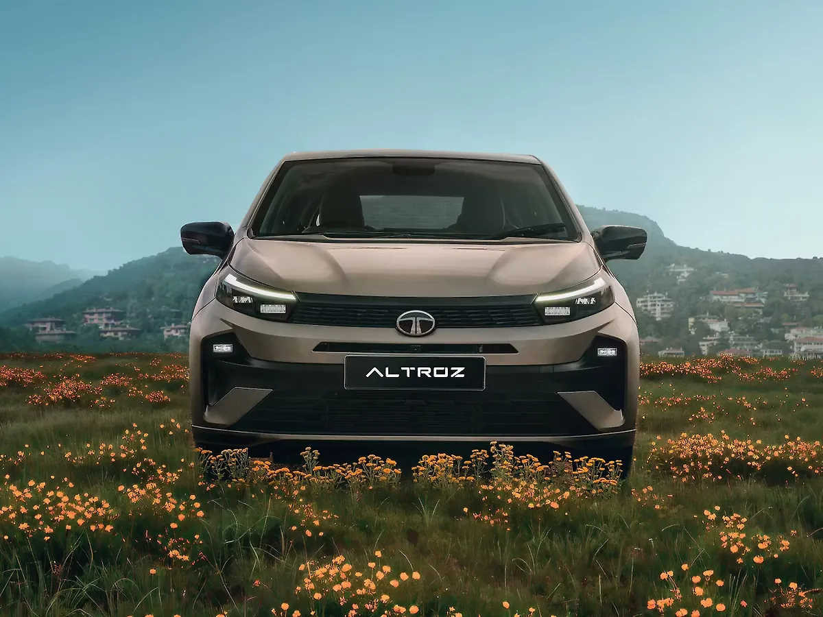 Tata Altroz Facelift Launched: Prices in India Start at Rs. 6.89 Lakh -  CarWale