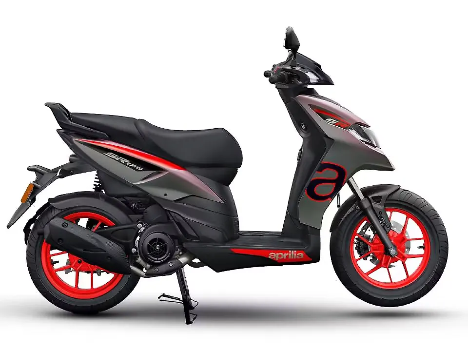 Aprilia SR 175 price in Tiptur October 2025 on road price of SR