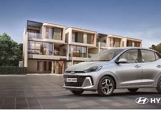 Hyundai Aura SX variant updated with new features | CarTrade