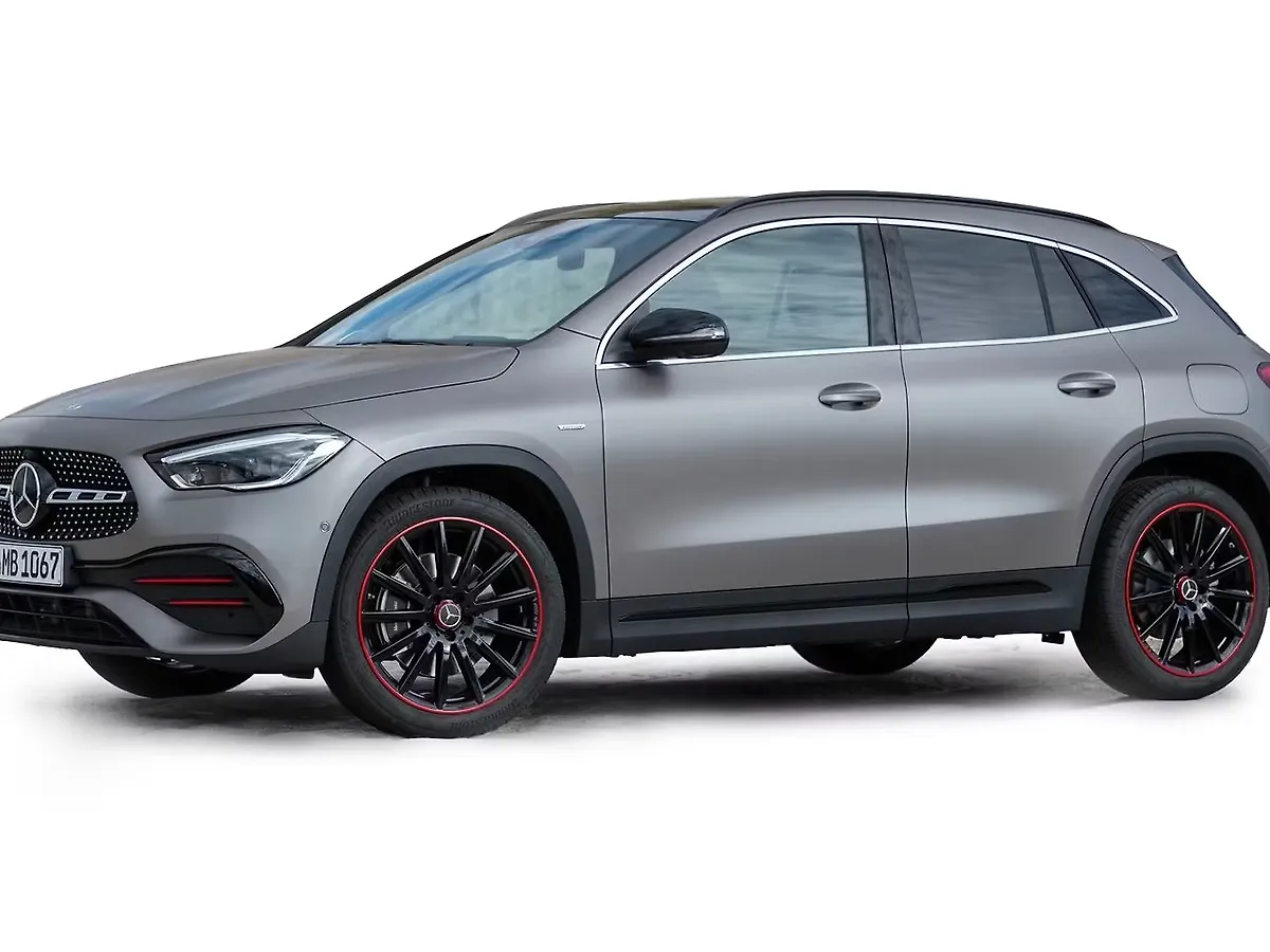 Mercedes Benz New Gla Expected Price Rs 33 00 Lakh Launch Date Images More Updates Carwale