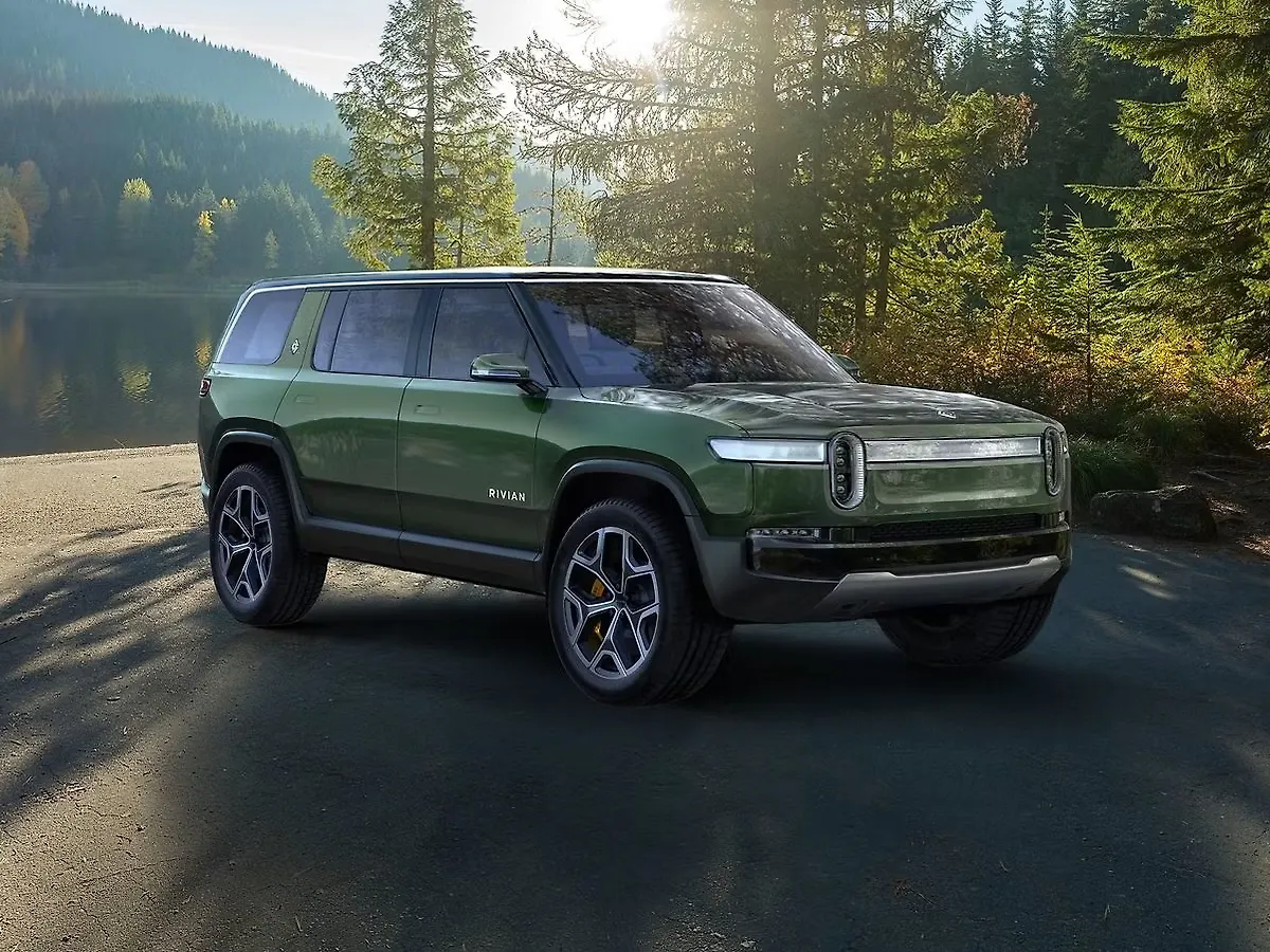 Rivian R1t And R1s Electric Pick Up And Suv Delayed Until 21 Carwale