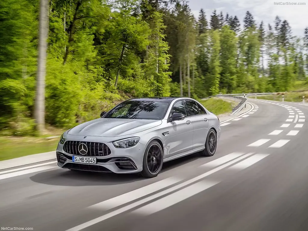 India Bound 21 Mercedes Benz E63 S Amg Breaks Cover Carwale