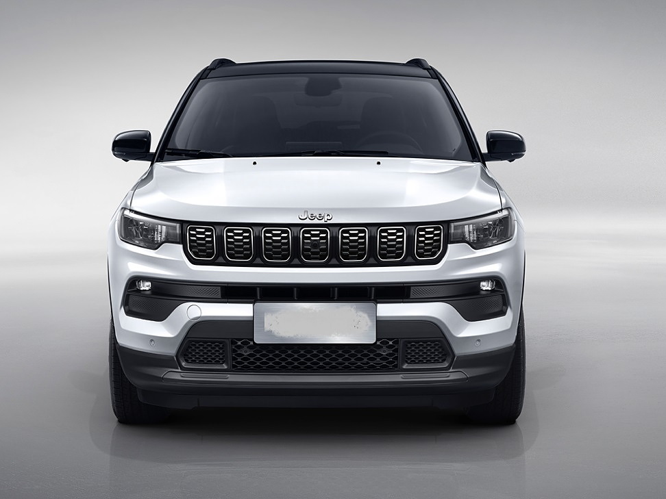 Jeep Compass Facelift to be unveiled in India on 7 January - CarWale