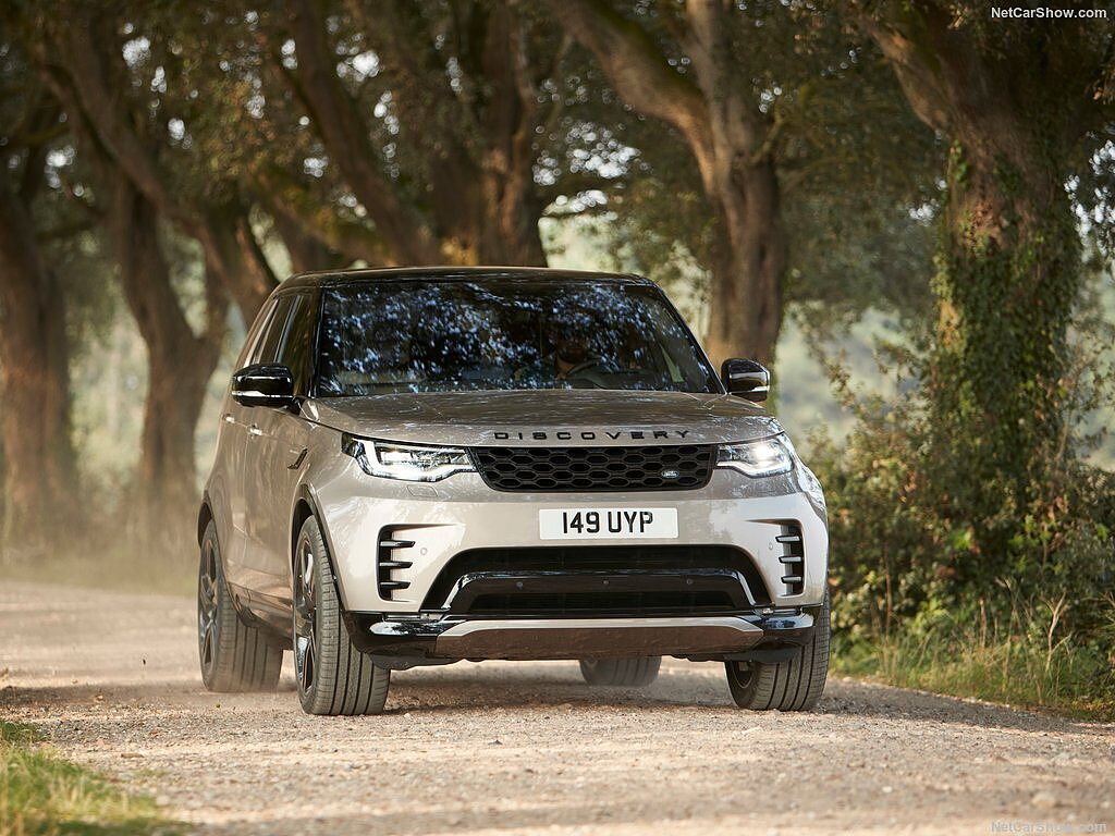 2021 Land Rover Discovery Launched In India At Rs 88 06 Lakh Carwale