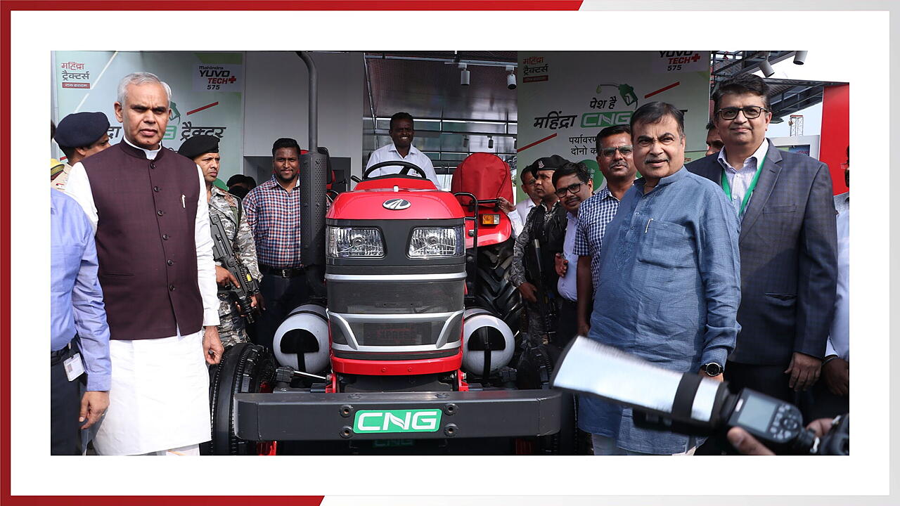 Mahindra Showcases New CNG Tractor mobility outlook