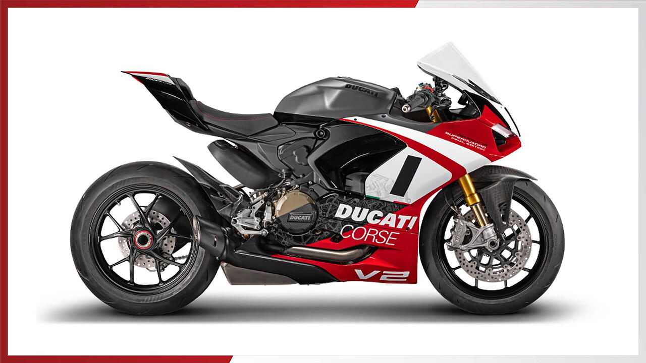 Ducati Unveils Limited Edition Panigale V2 Superquadro Final Edition mobility outlook