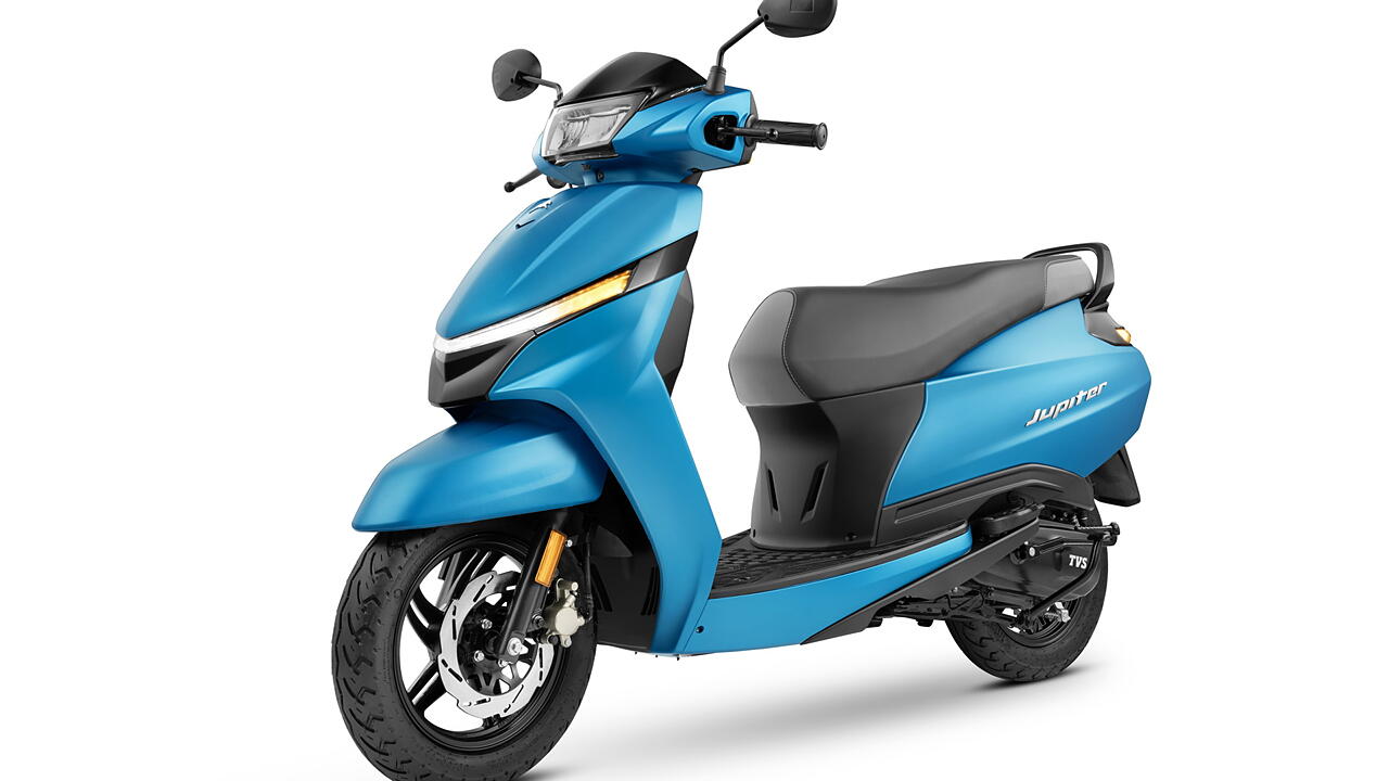 TVS Jupiter 110 [2024] Right Front Three Quarter