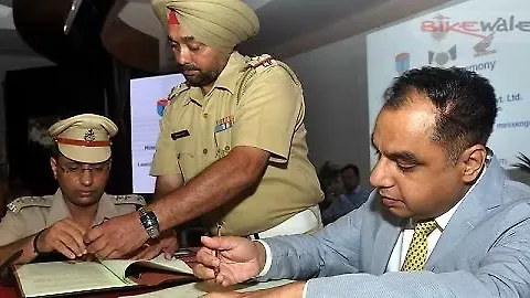 Honda ties up with Chandigarh Traffic Police for road safety Honda ties up with Chandigarh Traffic Police for road safety