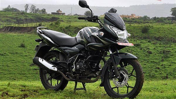 Bajaj may hike prices of Platina and Discover series in Jan