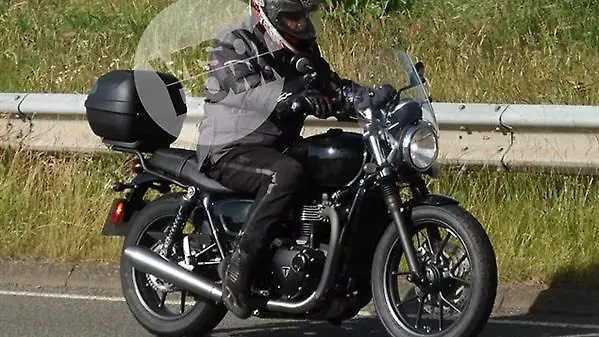 New Triumph Bonneville base model spied testing New Triumph Bonneville base model spied testing