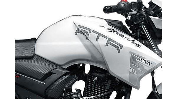 Apache rtr discount 180 tank cover