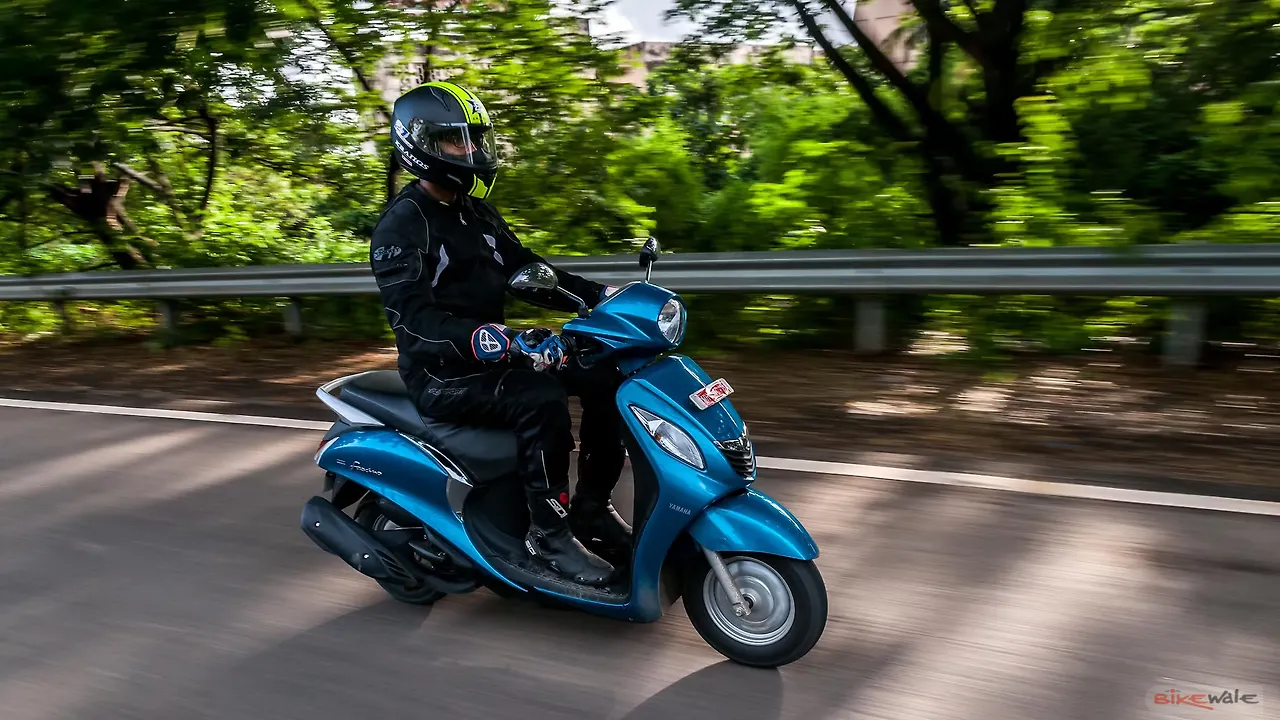 Blue Fascino Bike 2017 Yamaha Fascino Model Scooters 1816941120