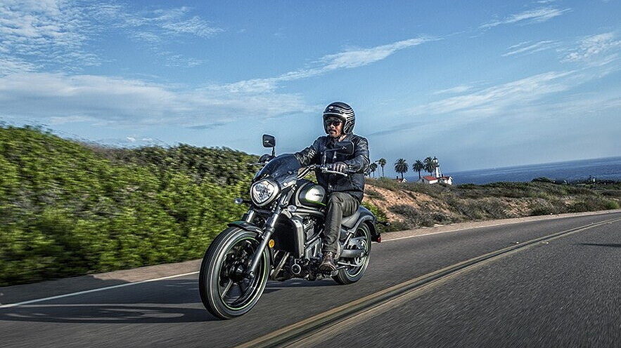 2016 Kawasaki Vulcan S Café Picture Gallery - BikeWale