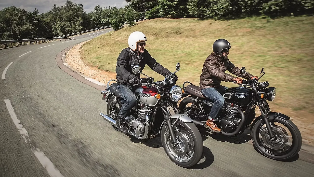 2016 Triumph Bonneville T120 Photo Gallery 2016 Triumph Bonneville T120 Photo Gallery