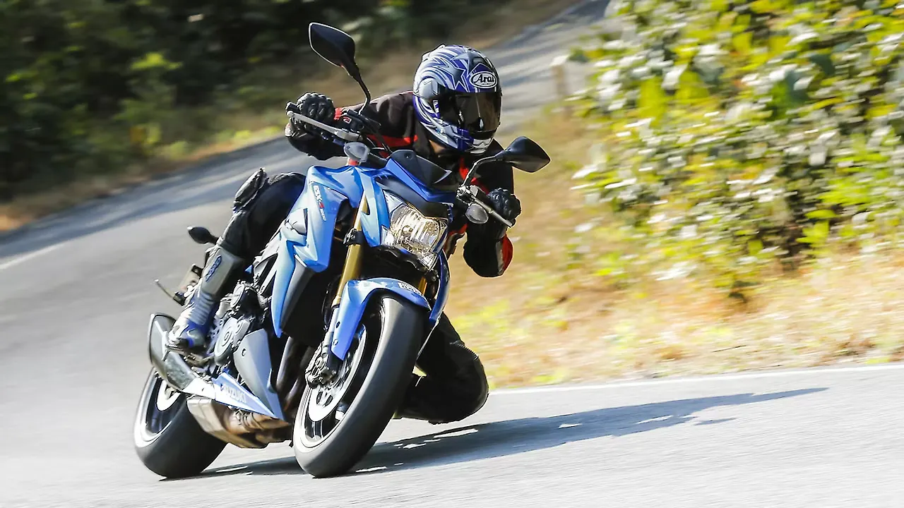 Suzuki GSX-S1000 First Ride Review - BikeWale