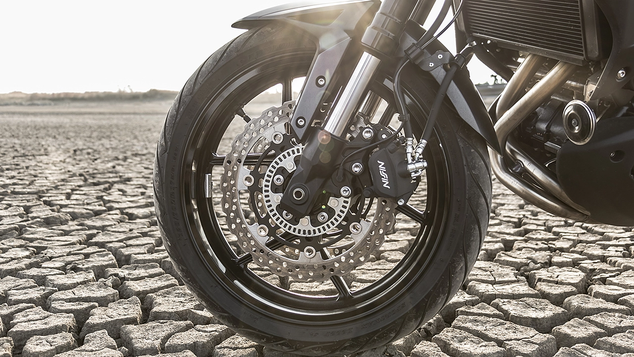 Kawasaki Versys 650 [2017-2018] Exterior Image – BikeWale