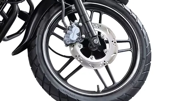 Rear Tyre Size 240mm Bike Tyre Price Bajaj V15 Price, Images Used