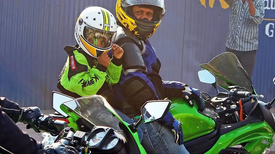 Helmet now compulsory for pillion riders in Maharashtra BikeWale