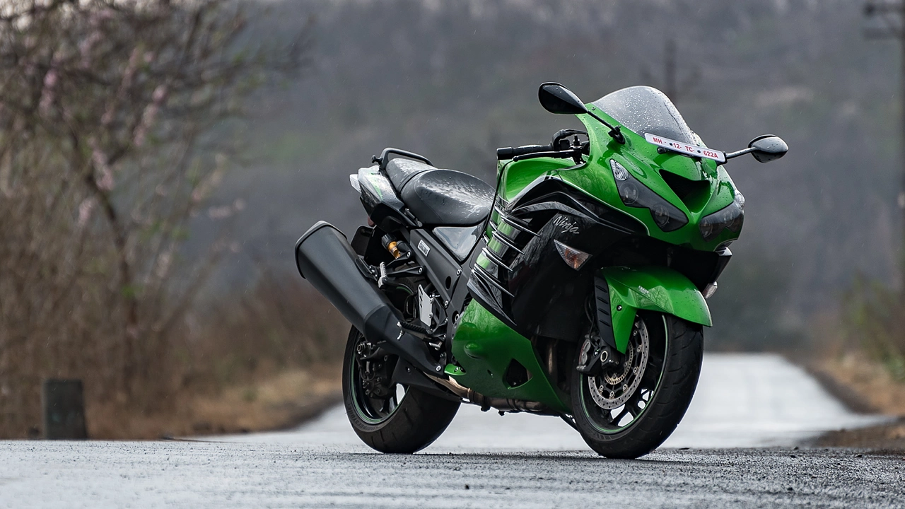 Kawasaki Ninja ZX-14R Exterior Image – BikeWale Kawasaki Ninja ZX-14R Exterior Image – BikeWale
