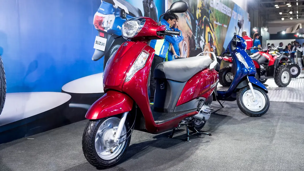 Suzuki to launch the Access 125 on March 15 - BikeWale