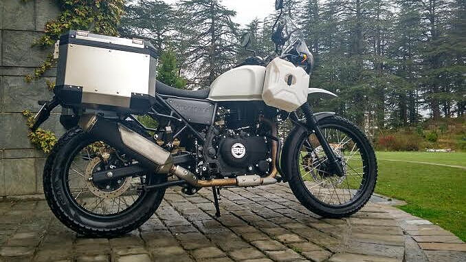 Royal enfield himalayan riding hot sale gear