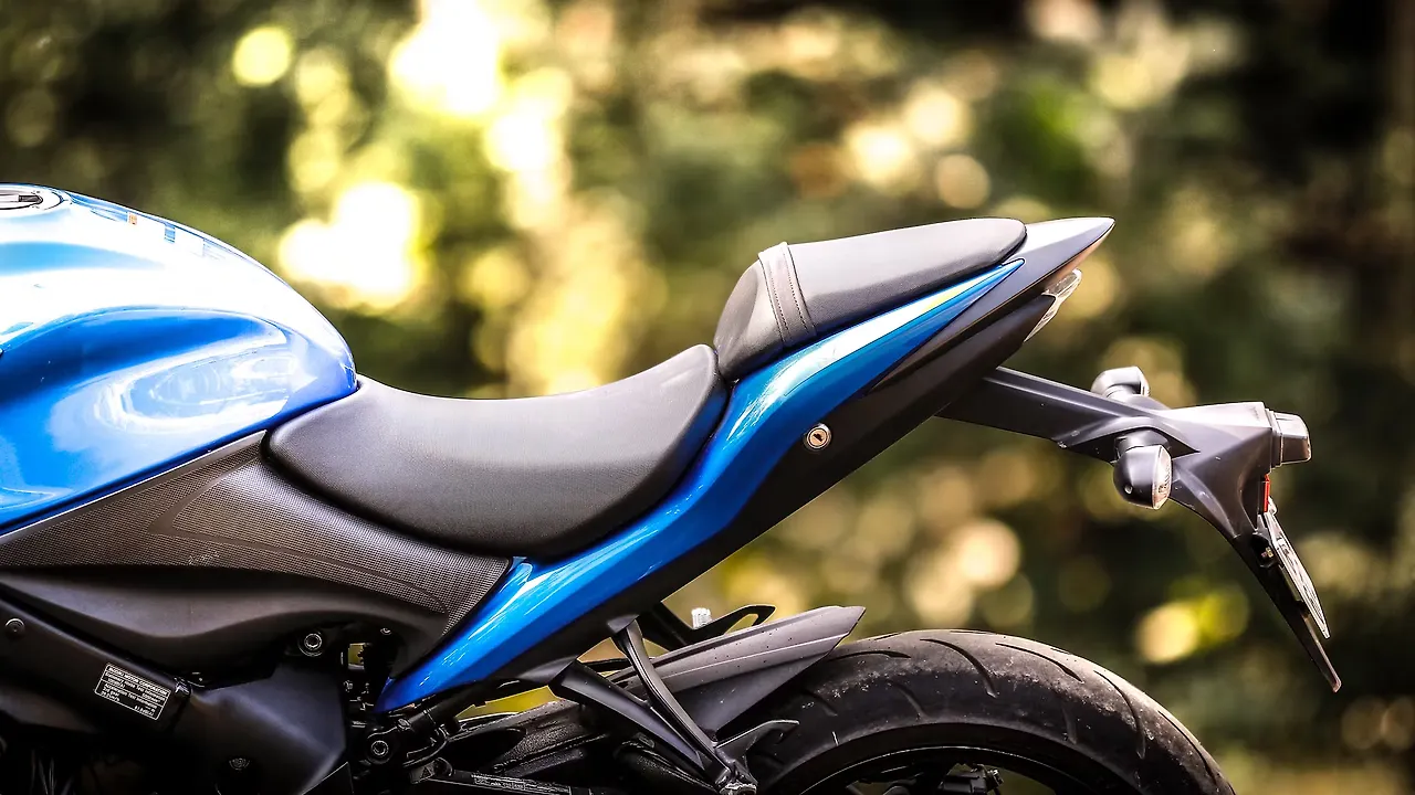 Suzuki GSX-S1000F Price, Images & Used GSX-S1000F Bikes - BikeWale