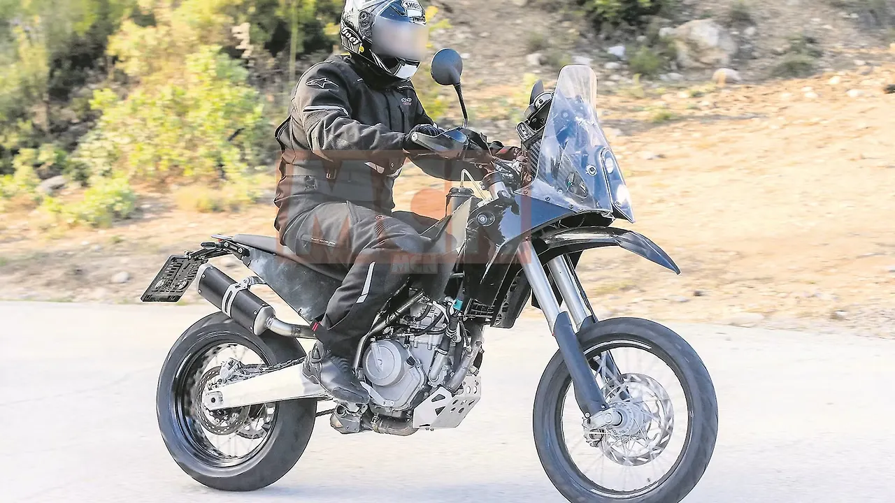 KTM 390 Adventure spied again KTM 390 Adventure spied again