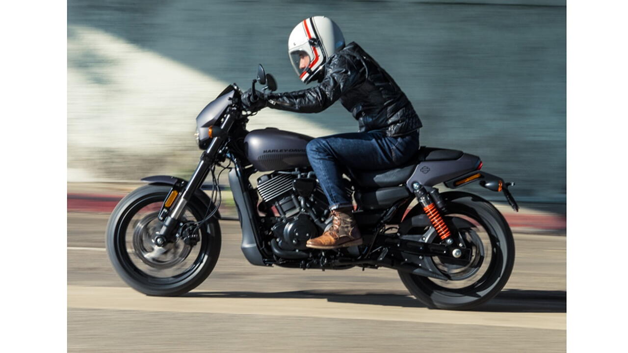  Harley  Davidson  Street  Rod launched  in India  at Rs 5 86 