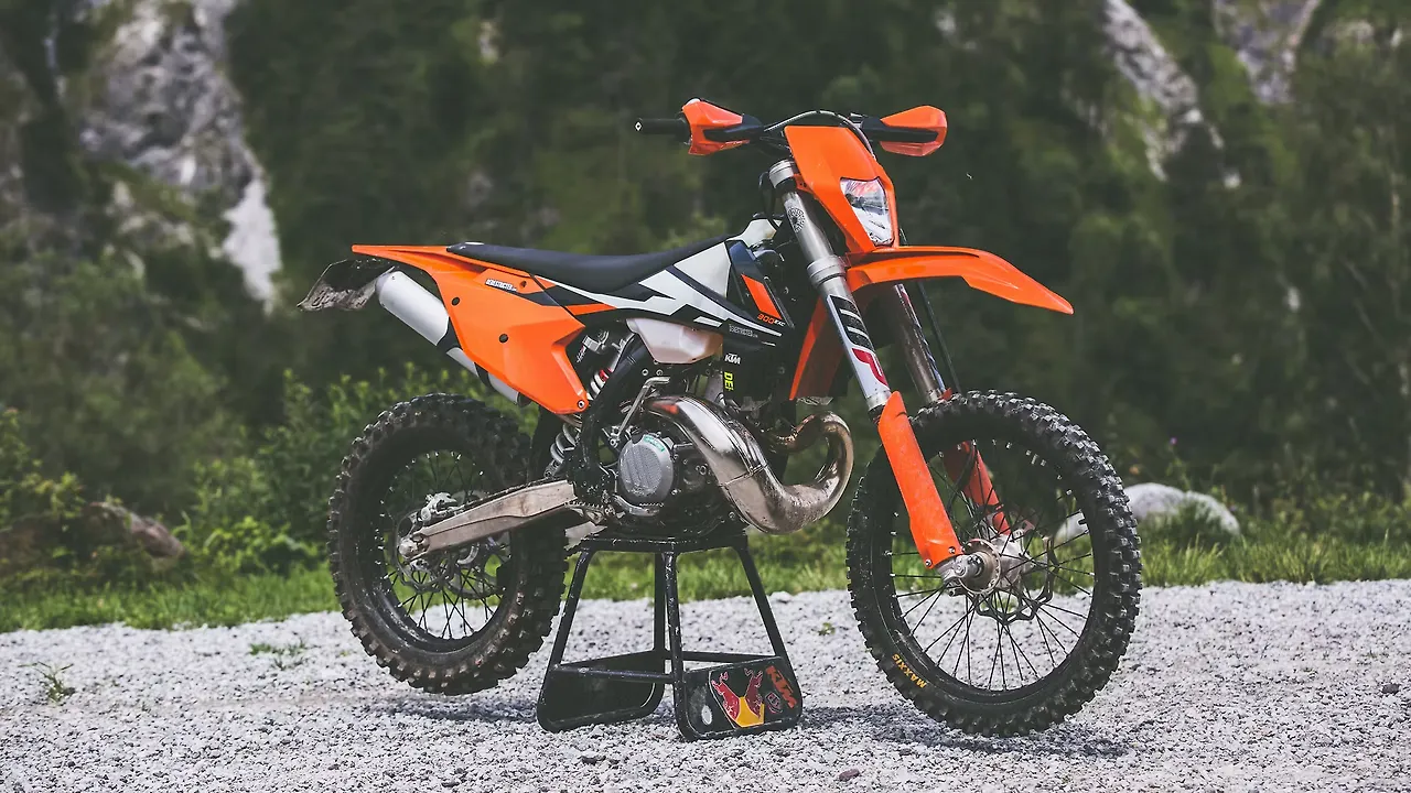new 2 stroke bikes